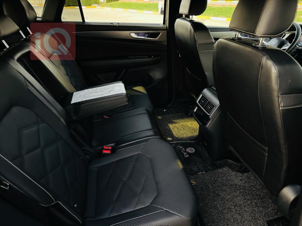 Volkswagen Atlas Cross Sport